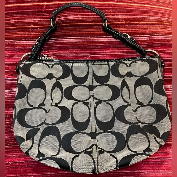 COACH Black Jacguard Signature Soho Boho Shoulder Bag 🖤 - Picture 11 of 11